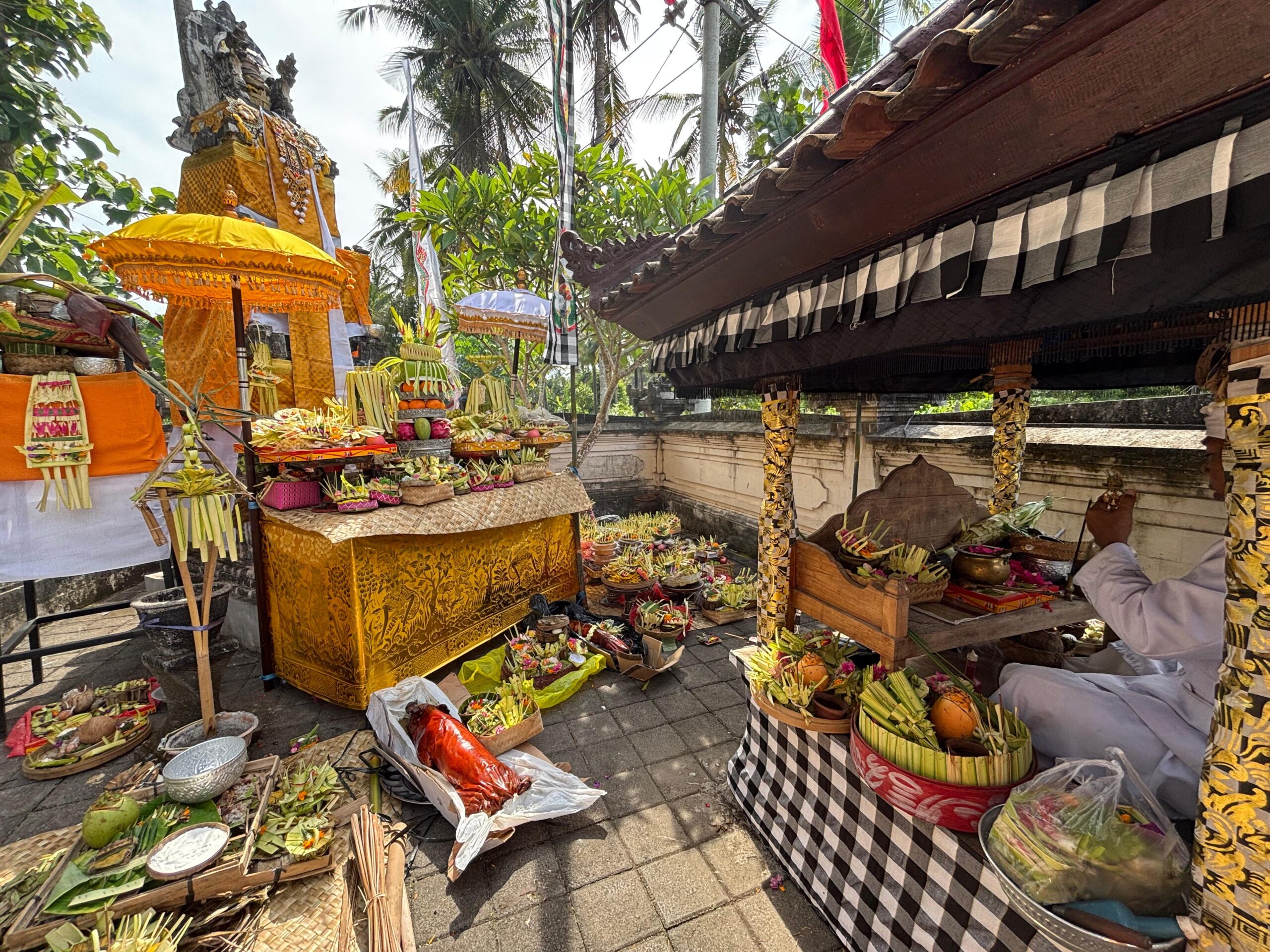 Piodalan ring Padmasana RSUD Gema Santi Nusa Penida